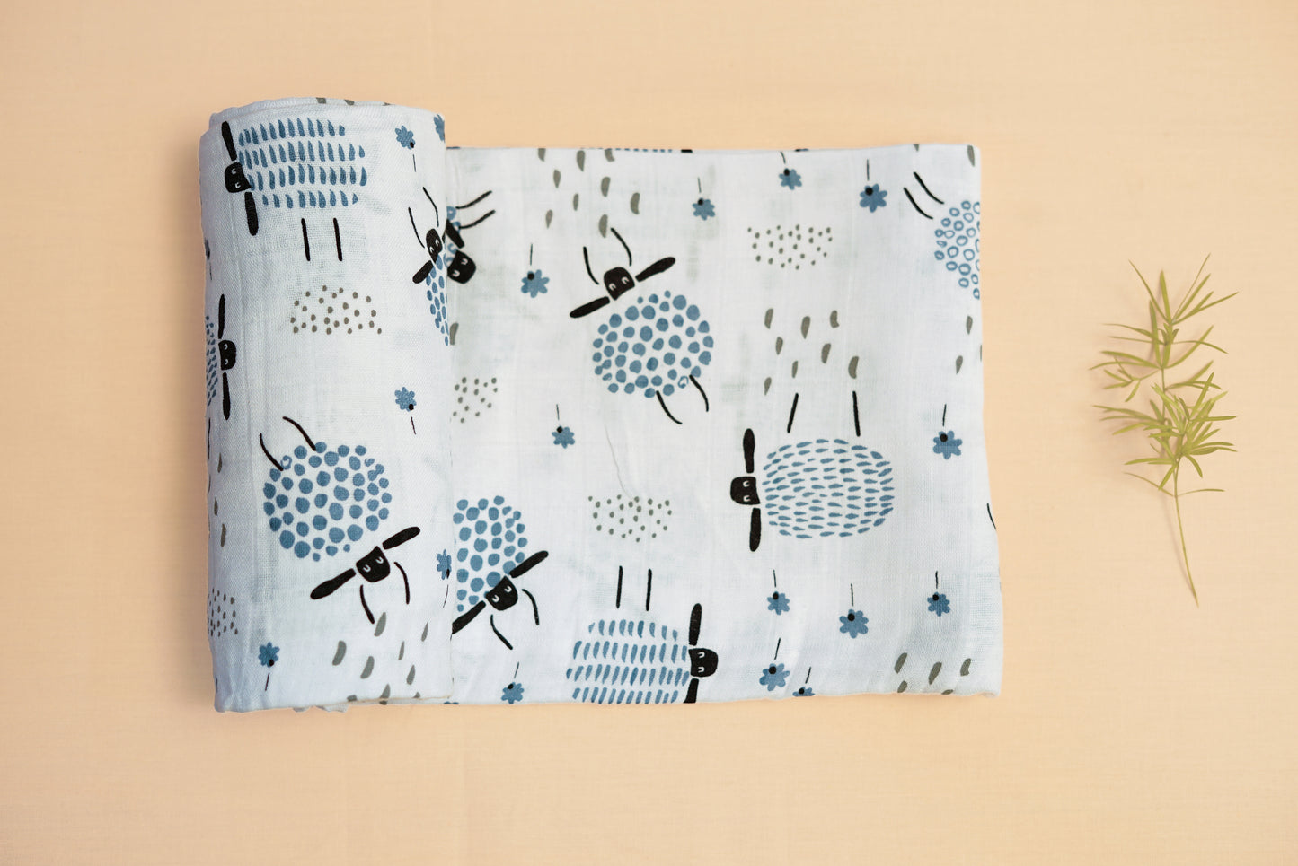SWADDLE - Set of 2 - Sheep & Dalmatians - Blueberry Cream
