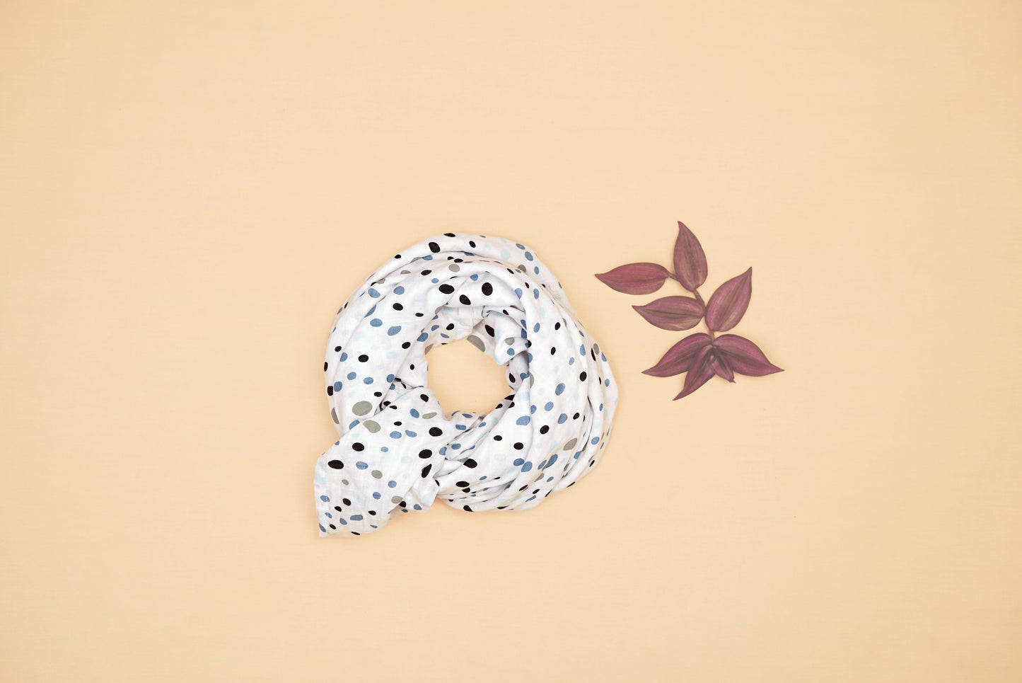 SWADDLE - 101 Dalmations - Blueberry Cream
