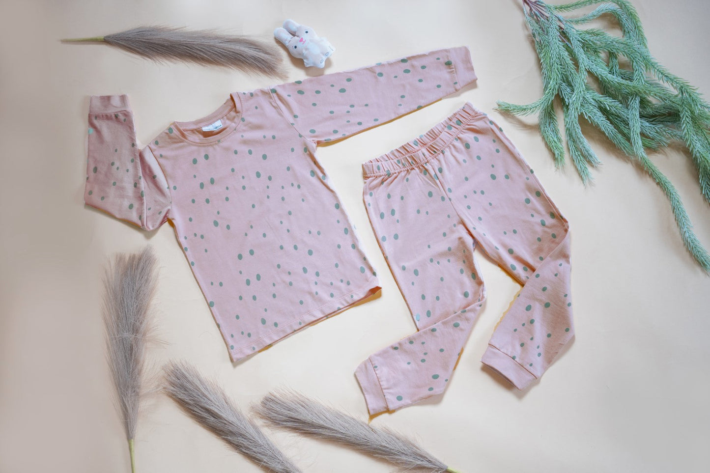 Organic Cotton Cord Set All over Print Bubbelgum Dot