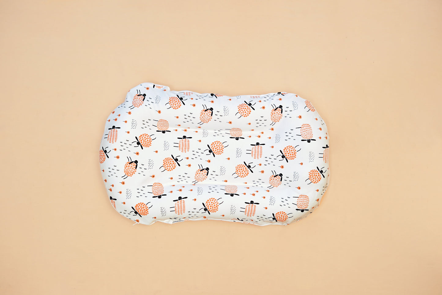 SNUGGLE BABY BED   - Baa Baa That Sheep - Butternut Squash